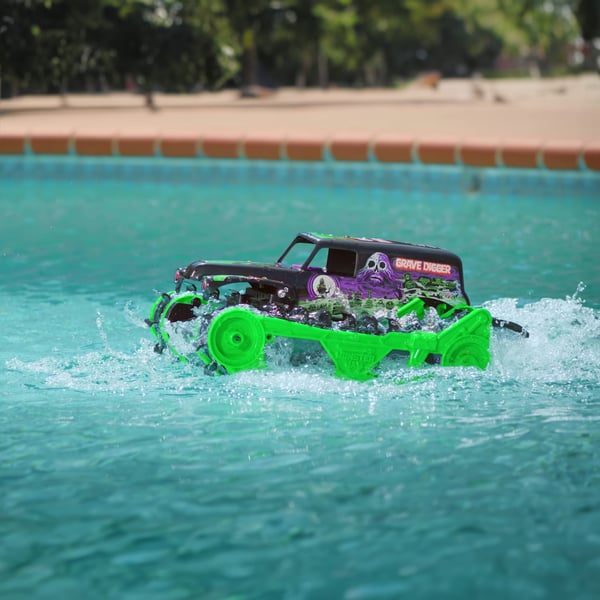 Monster Jam MJC RDC GraveDgr Trax GML