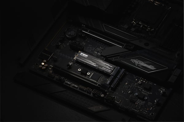 Klevv CRAS C910G 2 TB M.2 PCI Express 4.0 NVMe 3D TLC NAND