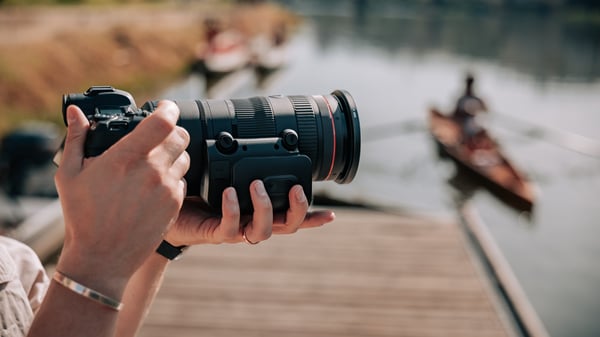 Canon RF 24-105mm F2.8 L IS USM Z MILC Zoomobjektiv Svart