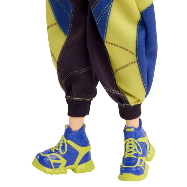 Mattel KPOP DEMON HUNTERS HUNTR/X: ZOEY “HOW IT'S DONE" DOLL