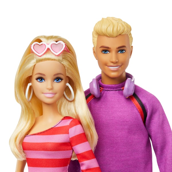 Barbie Fashionistas -sæt med 2 dukker og 6 stk. tilbehør, rulleskøjtetema, 65-års jubilæum