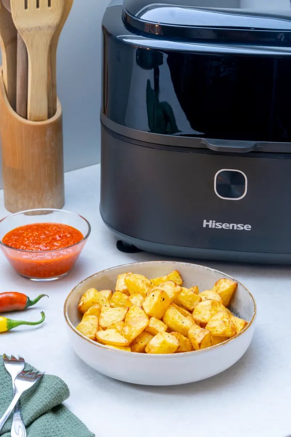 Hisense HAF1350DR Yksi 6,7 L Erillinen 1350 W Kuumakiertoilmakypsennin Musta