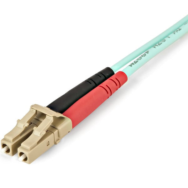 StarTech.com Aqua OM4 Duplex Multimode Fiber - 1m / 3 ft - 100 Gb - 50/125 - OM4 Fiber - LC til LC Fi