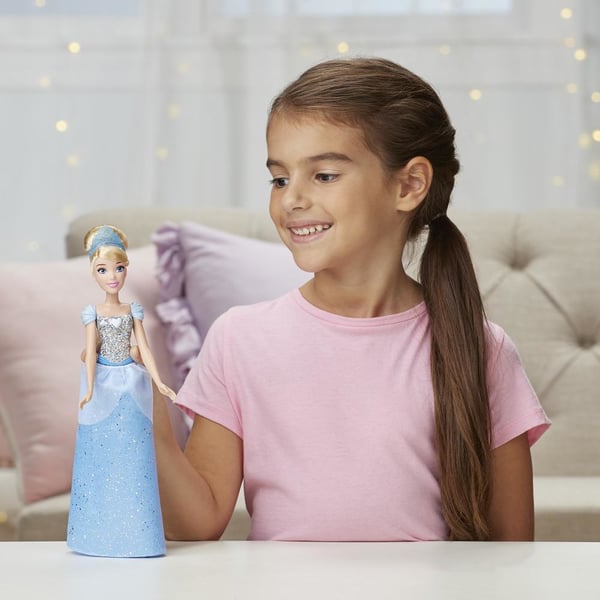 Hasbro E4158ES2 dukke
