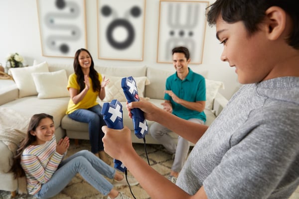 Mattel Games HCF42 aktivitetsleksak och skicklighetsspel