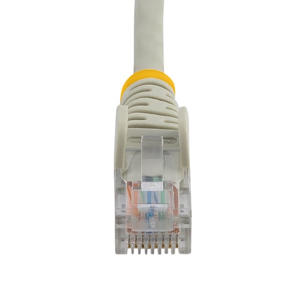 StarTech.com 0,5 m Cat5e Ethernet-nätverkskabel Snagless med RJ45 - Cat 5e UTP-kabel - Grå - Patch-K