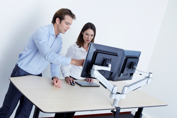 BakkerElkhuizen Evoluent4 hiiri Office Oikeakätinen USB A-tyyppi Laser 2600 DPI