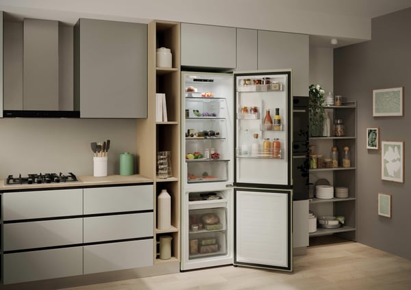 Candy CNCQ2T518EC Fritstående 279 L Cremefarvet