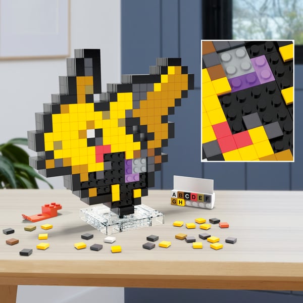 MEGA Pokémon Showcase Pikachu