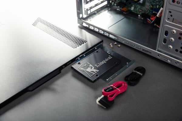 Kingston Technology 1024G SSD KC600 SATA3 2,5"