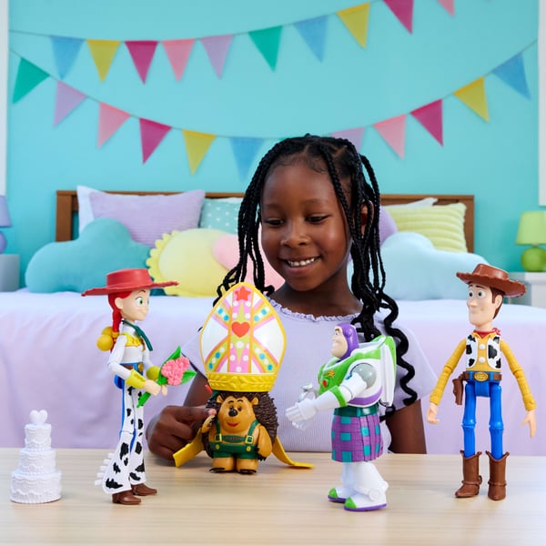 Mattel DISNEY AND PIXAR TOY STORY 5 PLAYSCALE Buzz & Jessie Forever