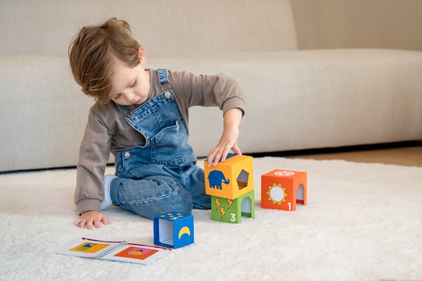 SmartGames Peek-a-Zoo