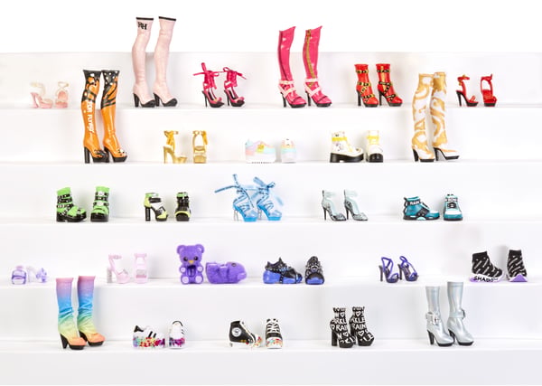 Rainbow High Accessories Studio Series 1, S Assortment in PDQ Dukkesko