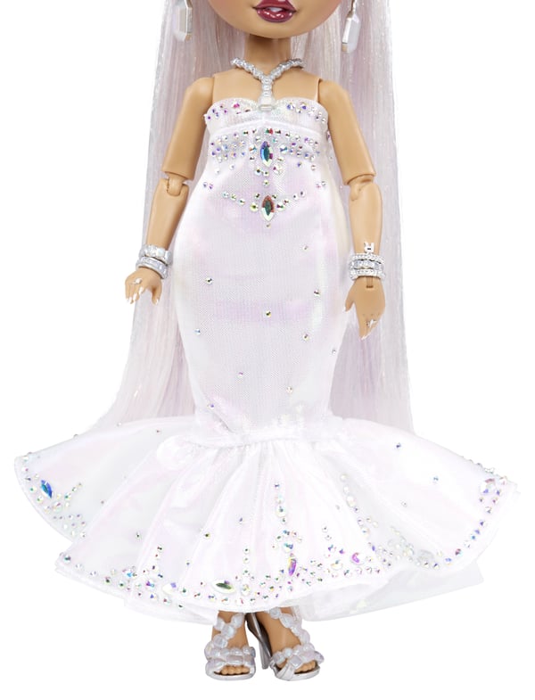 Rainbow High Holiday Edition- Roxie Grand