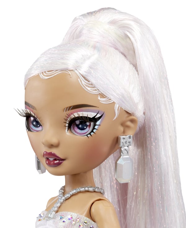 Rainbow High Holiday Edition- Roxie Grand