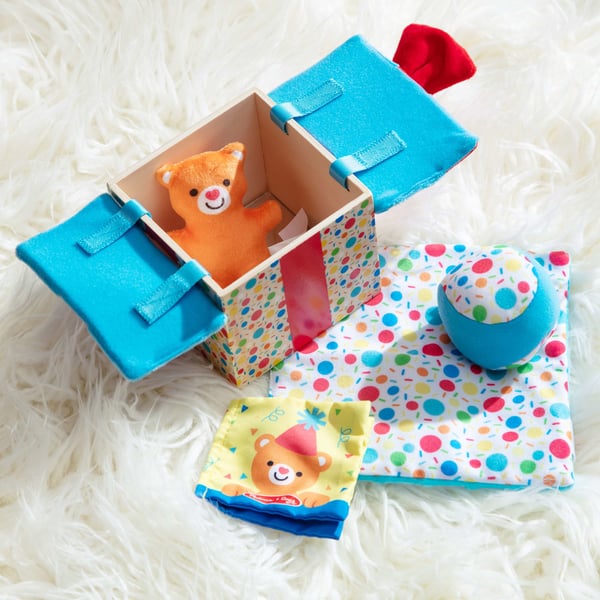Melissa & Doug Wooden Surprise Gift Box