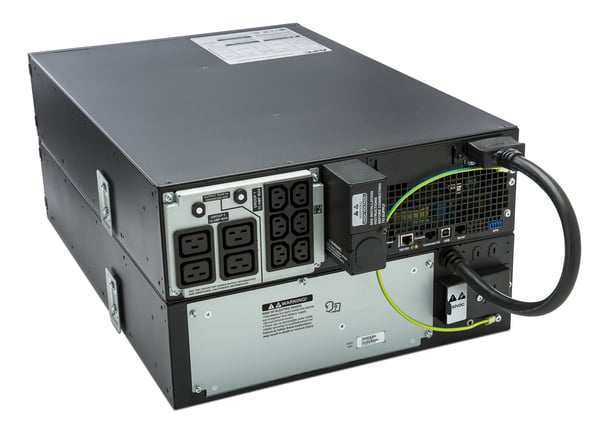APC Smart-UPS On-Line UPS-enhed Dobbeltkonvertering (online) 5 kVA 4500 W 10 AC stikkontakt(er)