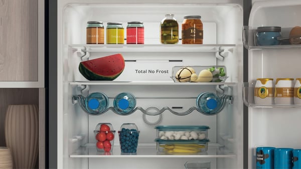Indesit INFC9 TI22X Fritstående 367 L Rustfrit stål