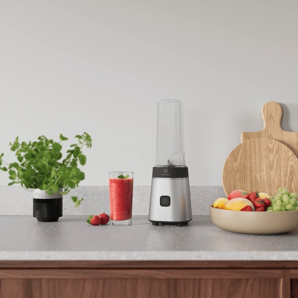 Electrolux E3SB1-4ST 0,92 L Nedsænkning blender 300 W Rustfrit stål
