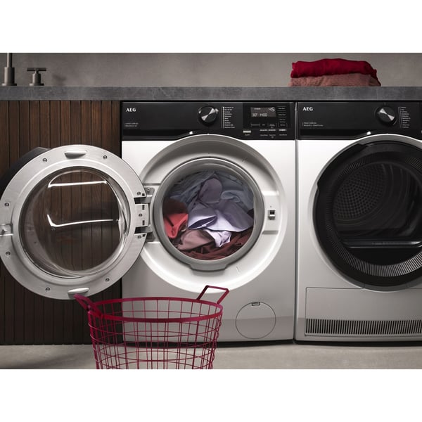 AEG LFE6D84N4B vaskemaskine Front-læsning 8 kg 1400 rpm Hvid