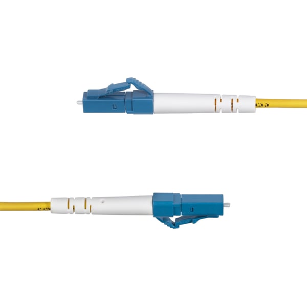 StarTech.com 30,0m (98,4ft) LC till LC (UPC) OS2 Singelmod Simplex Fiberoptisk Kabel, 9/125µm, Laseroptimerad, 40G/100G, Böjokänslig, Låg Insättningsförlust