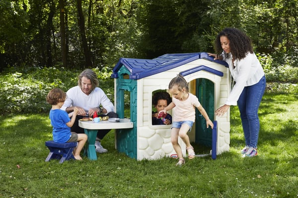 Little Tikes Picnic on the Patio Playhouse - Jungle