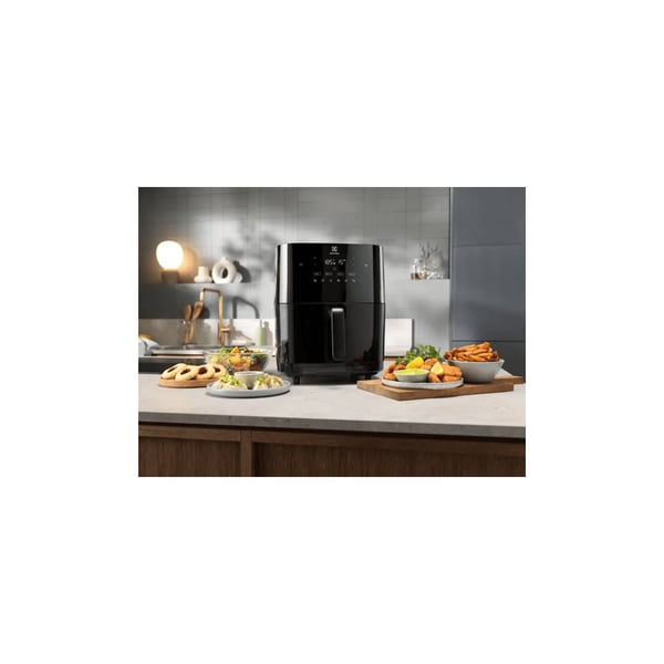 Electrolux EAF7SB Yksi 6,9 L Erillinen 1700 W Kuumakiertoilmakypsennin Musta