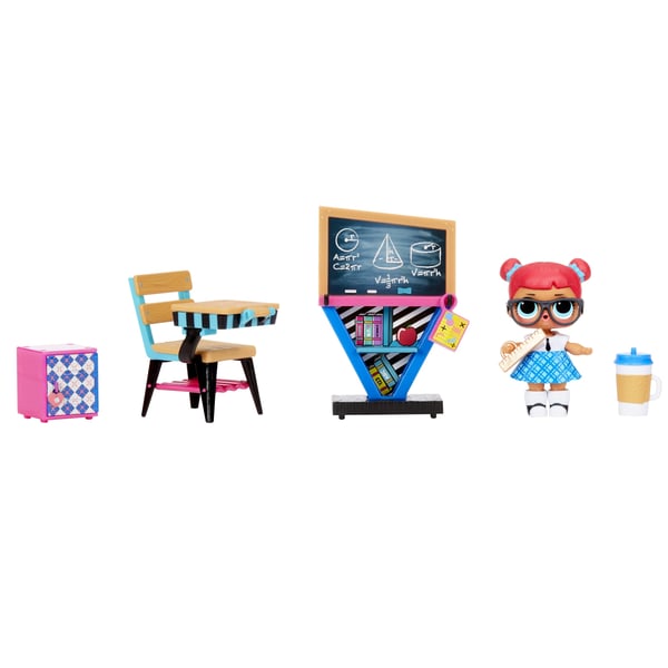 L.O.L. Surprise! Furniture - Classroom with Teachers Pet