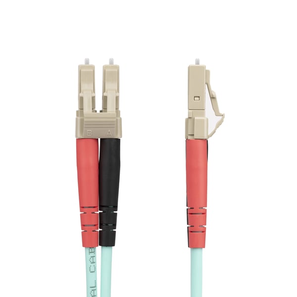 StarTech.com 20 m fiberoptisk LC/UPC till LC/UPC OM4-multilägeskabel, 50/125 µm LOMMF/VCSEL optisk 2-ledarkabel, 100G nätverk, låg inkopplingsförlust, LSZH-fiberpatchkabel