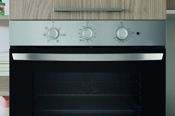 Indesit IO 2350H X 66 L Sort, Rustfrit stål