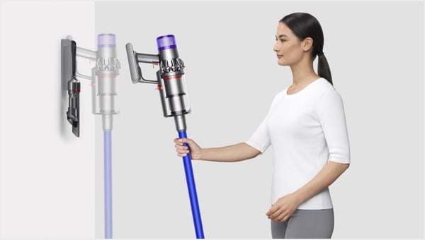 Dyson V11 Fluffy Skaftdammsugare, 2-i-1 Batteri Torr Utan påse Nickel, Röd