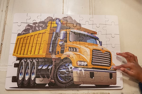 Tactic Puzzle Lovers Big Truck 56 palan palapeli