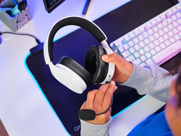 Trust GXT 489W FAYZO Kuulokkeet Langallinen Pääpanta Pelaaminen Musta, Valkoinen
