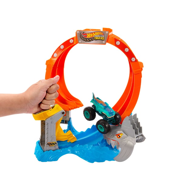 Hot Wheels Monster Trucks Corkscrew Shark Smash-banset och Mega-Wrex-leksakstruck i skala 1:64
