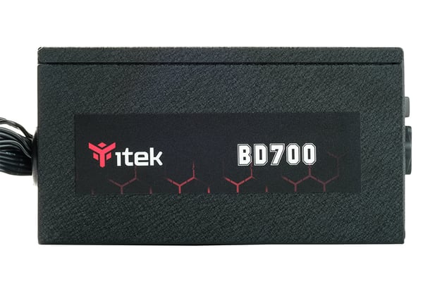 itek BD700 virtalähdeyksikkö 700 W 24-pin ATX ATX Musta
