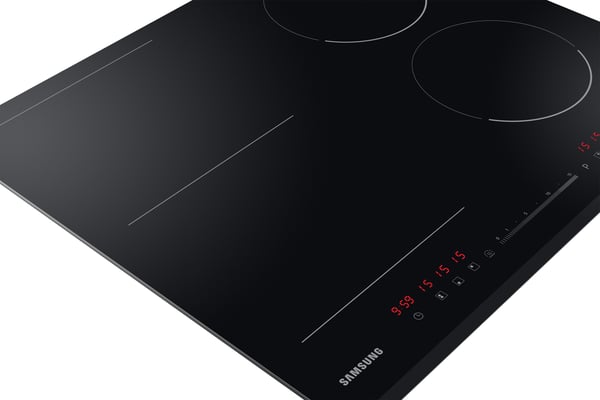 Samsung NZ64R3747BK Sort Indbygget 60 cm Zone induktionskogeplade 4 zone(s)