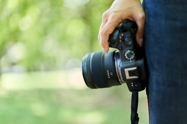Canon RF 45mm F1.2 STM MILC Full-frame-objektiivi Musta