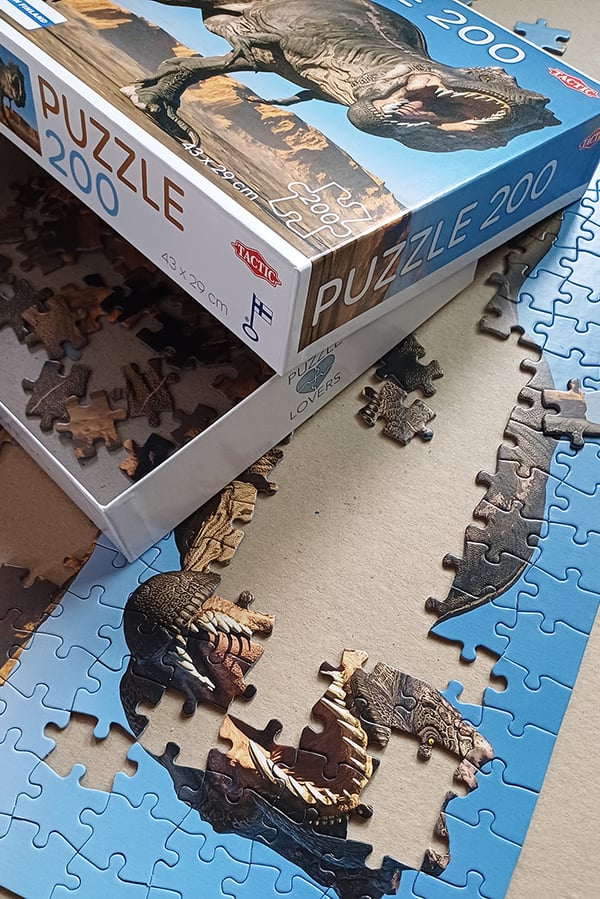 Tactic Puzzle Lovers Tyrannosaurus 200 pcs puzzle