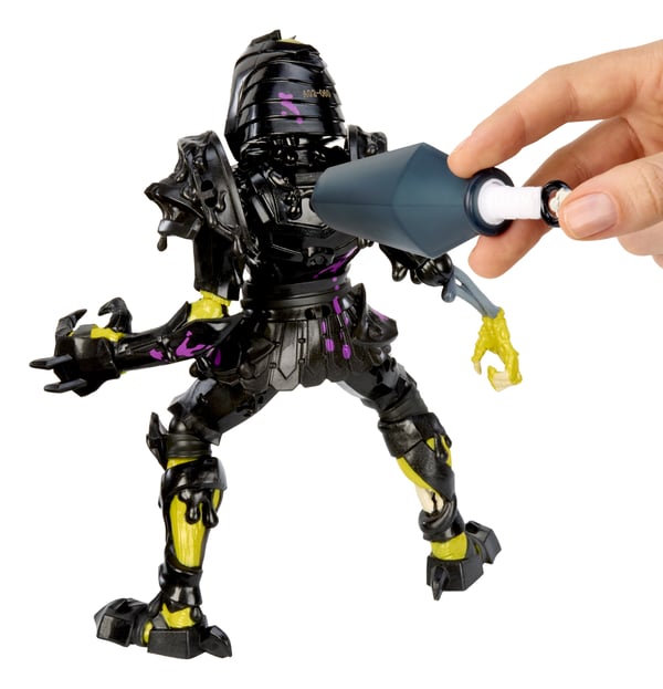 MGA Entertainment Ninjombie Deluxe Action Figure - Jonin Knight