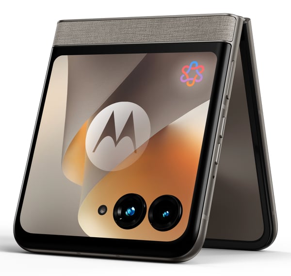 Motorola razr 70 17,5 cm (6.9") Kaksois-SIM Android 16.0 5G USB Type-C 8 GB 256 GB 4800 mAh Kiven värinen