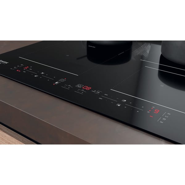 Hotpoint HB 3160C NE Musta Kiinteä 59 cm Keittoalueinduktioliesi 4 alue(tta)
