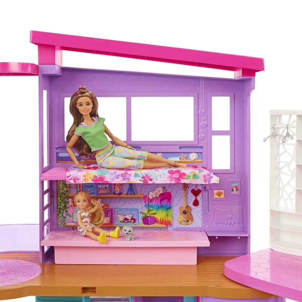 Barbie Barbie-sommerhuslegesæt med over 30 dele, legetøj til børn fra 3 år