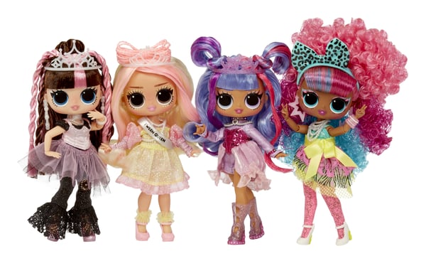 L.O.L. Surprise! L.O.L. Surprise Tweens Surprise Swap Fashion Doll- Curls-2- Crimps Cora