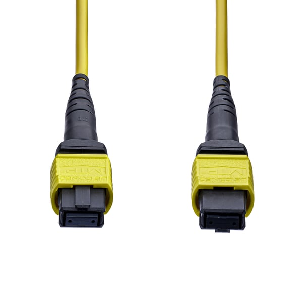 StarTech.com OS2MTP12AOFNP5M InfiniBand og fiberoptisk kabel 5 m MPO/MTP Violet