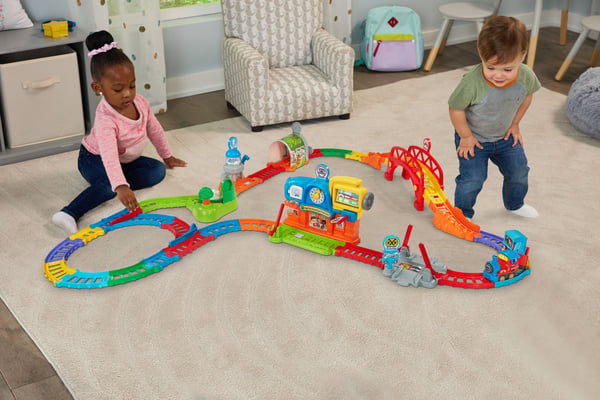 VTech Vroom Vroom Go - Avventure in treno