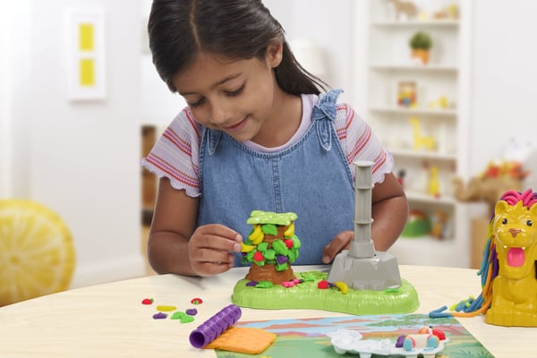 Play-Doh Growin Mane Lion & Friends Legesæt med modellervoks 567 g Flerfarvet