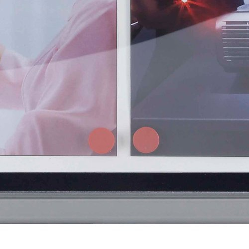 Nobo Premium Plus lukollinen ilmoitustaulu ulkokäyttöön 9xA4