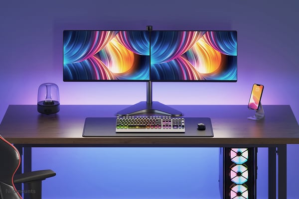 Neomounts FPMA-D550DDBLACK monitorin kiinnike ja jalusta 81,3 cm (32") Vastaanotto Musta