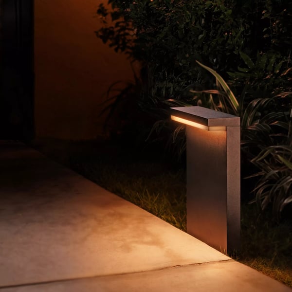 Philips Hue White and Color ambiance Nyro udendørs piedestal