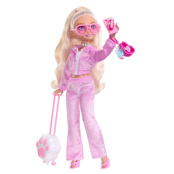 Barbie Dream Besties WEEKEND GETAWAY “MALIBU" Doll and Accessories